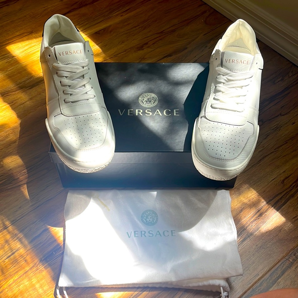VERSACE SNEAKERS EUR 39